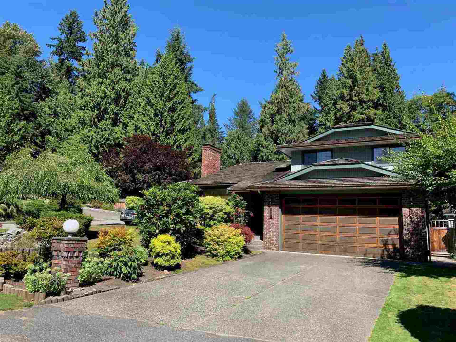 1431 Fintry Place, Capilano NV, North Vancouver  by Farshad Zandi - Personal Real Estate Corp. 1431 Fintry Place, Capilano NV, North Vancouver