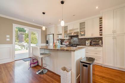 1027-clyde-avenue-sentinel-hill-west-vancouver-04 at 1027 Clyde Avenue, Sentinel Hill, West Vancouver 1027-clyde-avenue-sentinel-hill-west-vancouver-04 at 1027 Clyde Avenue, Sentinel Hill, West Vancouver