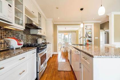 1027-clyde-avenue-sentinel-hill-west-vancouver-05 at 1027 Clyde Avenue, Sentinel Hill, West Vancouver 1027-clyde-avenue-sentinel-hill-west-vancouver-05 at 1027 Clyde Avenue, Sentinel Hill, West Vancouver