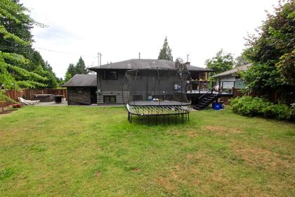 444-evergreen-place-delbrook-north-vancouver-17 at 444 Evergreen Place, Delbrook, North Vancouver 444-evergreen-place-delbrook-north-vancouver-17 at 444 Evergreen Place, Delbrook, North Vancouver