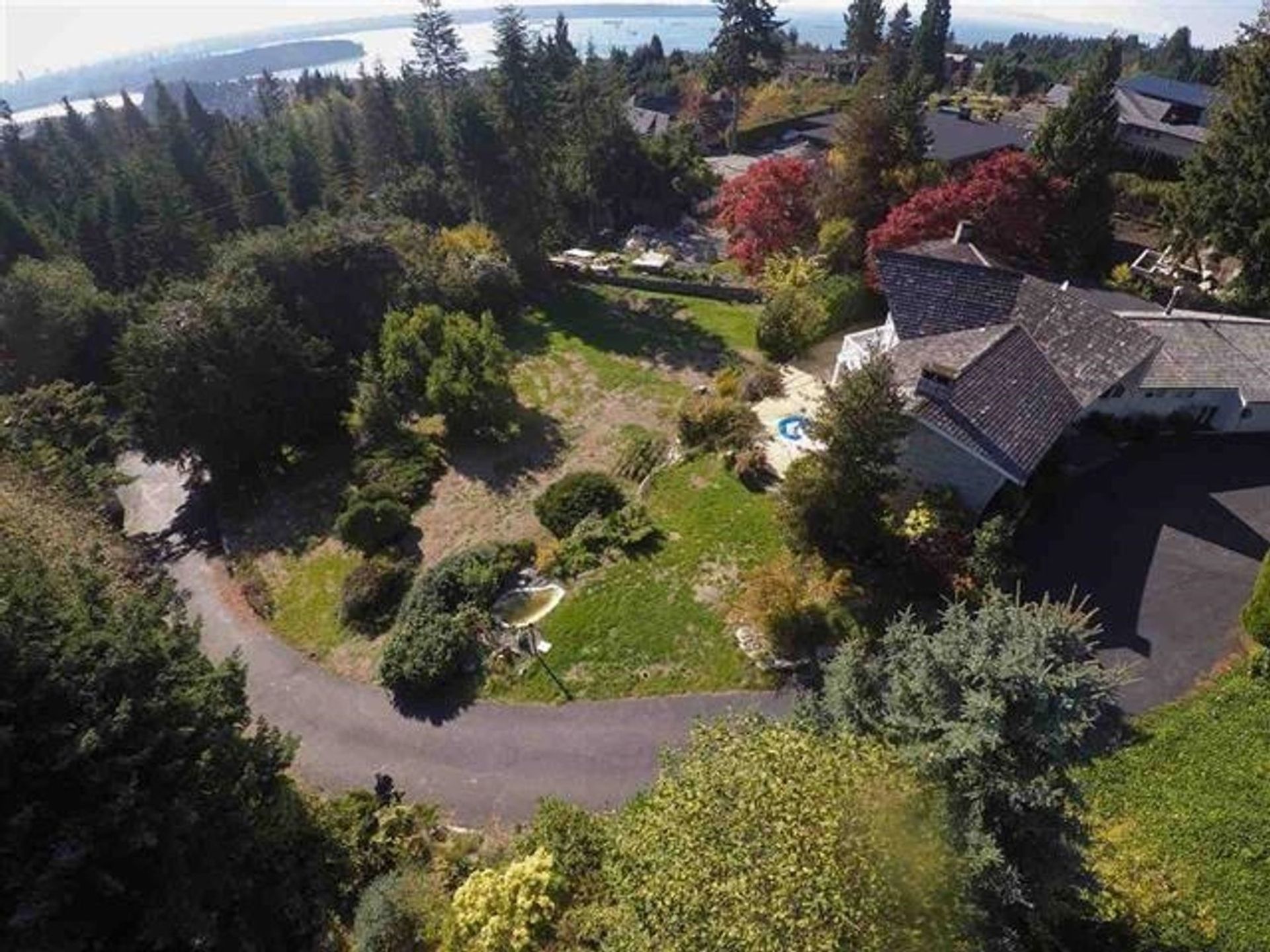 1055 Groveland Road, British Properties, West Vancouver  by Farshad Zandi - Personal Real Estate Corp. 1055 Groveland Road, British Properties, West Vancouver