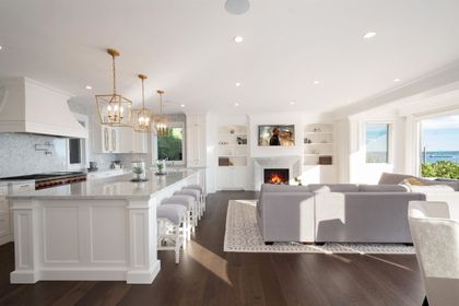 4135-burkehill-place-bayridge-west-vancouver-08 at 4135 Burkehill Place, Bayridge, West Vancouver 4135-burkehill-place-bayridge-west-vancouver-08 at 4135 Burkehill Place, Bayridge, West Vancouver