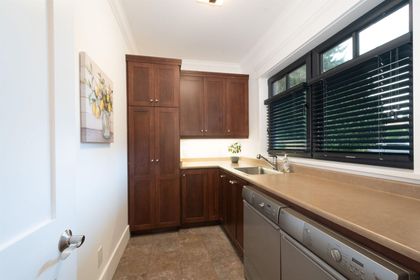 2775-crescentview-drive-edgemont-north-vancouver-33 at 2775 Crescentview Drive, Edgemont, North Vancouver 2775-crescentview-drive-edgemont-north-vancouver-33 at 2775 Crescentview Drive, Edgemont, North Vancouver