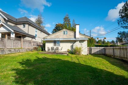 356-w-23rd-street-central-lonsdale-north-vancouver-18 at 356 W 23rd Street, Central Lonsdale, North Vancouver 356-w-23rd-street-central-lonsdale-north-vancouver-18 at 356 W 23rd Street, Central Lonsdale, North Vancouver