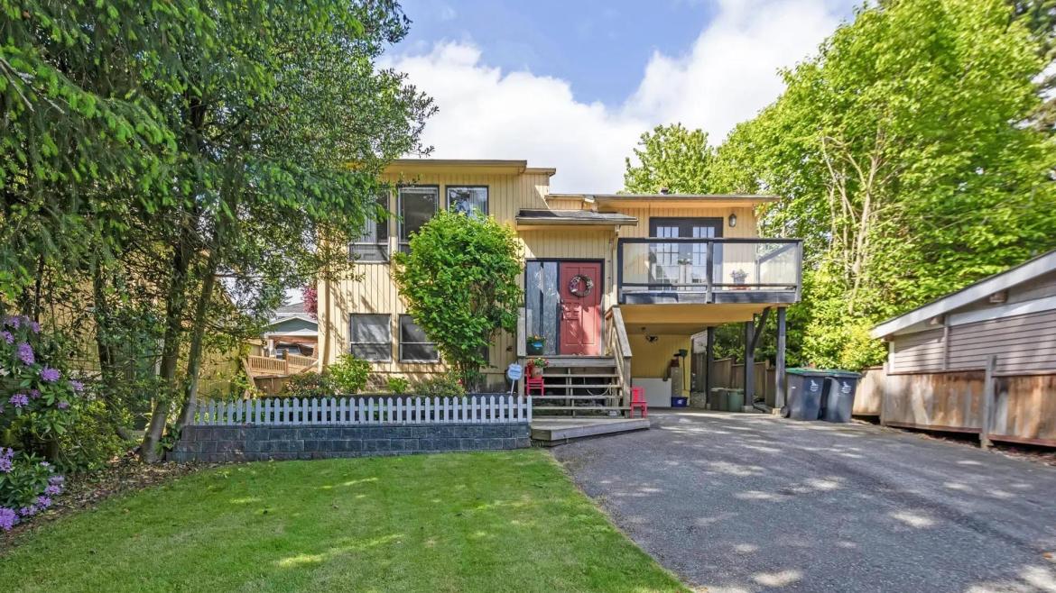 150 W Queens Road, Upper Lonsdale, North Vancouver  by Farshad Zandi - Personal Real Estate Corp. 150 W Queens Road, Upper Lonsdale, North Vancouver