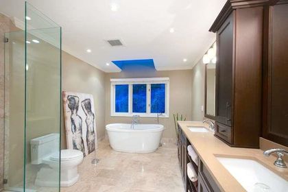 457-hillcrest-street-westmount-wv-west-vancouver-07 at 457 Hillcrest Street, Westmount WV, West Vancouver 457-hillcrest-street-westmount-wv-west-vancouver-07 at 457 Hillcrest Street, Westmount WV, West Vancouver