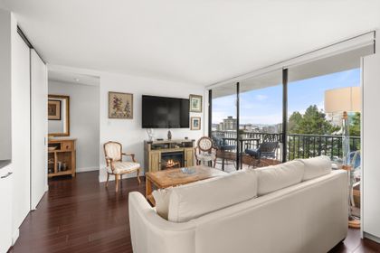 650-16th-street-ambleside-west-vancouver-10 at 704 - 650 16th Street, Ambleside, West Vancouver