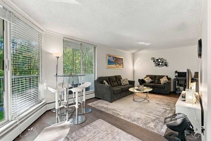 2024-fullerton-avenue-pemberton-nv-north-vancouver-07 at 403 - 2024 Fullerton Avenue, Pemberton NV, North Vancouver