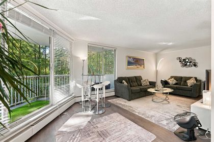 2024-fullerton-avenue-pemberton-nv-north-vancouver-08 at 403 - 2024 Fullerton Avenue, Pemberton NV, North Vancouver