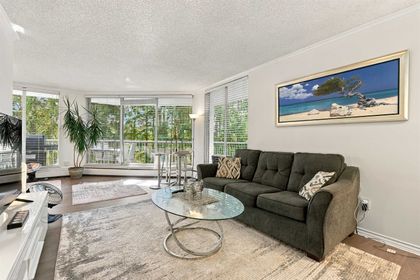2024-fullerton-avenue-pemberton-nv-north-vancouver-14 at 403 - 2024 Fullerton Avenue, Pemberton NV, North Vancouver