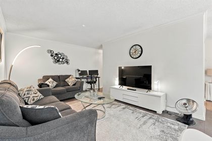 2024-fullerton-avenue-pemberton-nv-north-vancouver-16 at 403 - 2024 Fullerton Avenue, Pemberton NV, North Vancouver