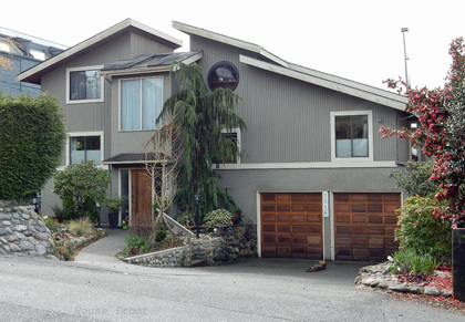 1116-Esquimalt3 at 1116 Esquimalt Avenue, Ambleside, West Vancouver