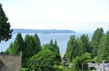 1677-29th1 at 1677 29th Street, Altamont, West Vancouver 1677-29th1 at 1677 29th Street, Altamont, West Vancouver