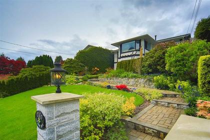 2165-Nelson at 2165 Nelson Avenue, Dundarave, West Vancouver 2165-Nelson at 2165 Nelson Avenue, Dundarave, West Vancouver