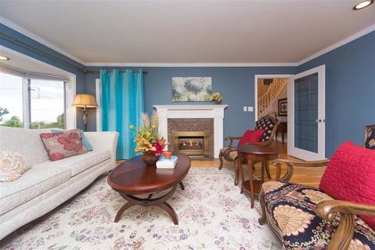 2165-Nelson2 at 2165 Nelson Avenue, Dundarave, West Vancouver 2165-Nelson2 at 2165 Nelson Avenue, Dundarave, West Vancouver