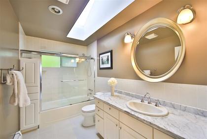 2165-Nelson8 at 2165 Nelson Avenue, Dundarave, West Vancouver 2165-Nelson8 at 2165 Nelson Avenue, Dundarave, West Vancouver