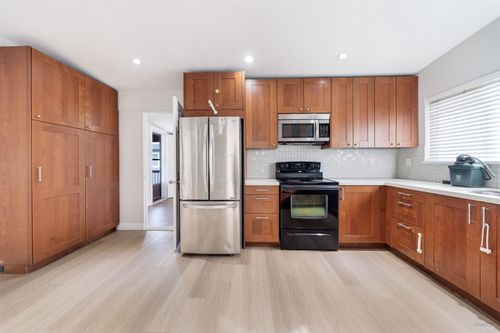7148-6th-street-burnaby-lake-burnaby-south-09 at 7148 6th Street, Burnaby Lake, Burnaby South