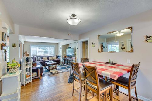 6741_262296603_10_b167a8e8 at 33493 Rainbow Avenue, Central Abbotsford, Abbotsford 6741_262296603_10_b167a8e8 at 33493 Rainbow Avenue, Central Abbotsford, Abbotsford