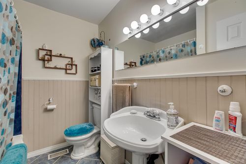 6741_262296603_12_03b1c2b1 at 33493 Rainbow Avenue, Central Abbotsford, Abbotsford 6741_262296603_12_03b1c2b1 at 33493 Rainbow Avenue, Central Abbotsford, Abbotsford