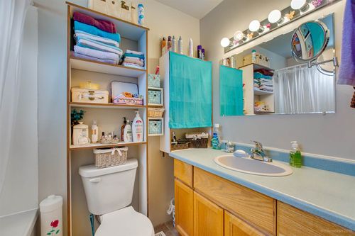 6741_262296603_14_3b4dc7a2 at 33493 Rainbow Avenue, Central Abbotsford, Abbotsford 6741_262296603_14_3b4dc7a2 at 33493 Rainbow Avenue, Central Abbotsford, Abbotsford