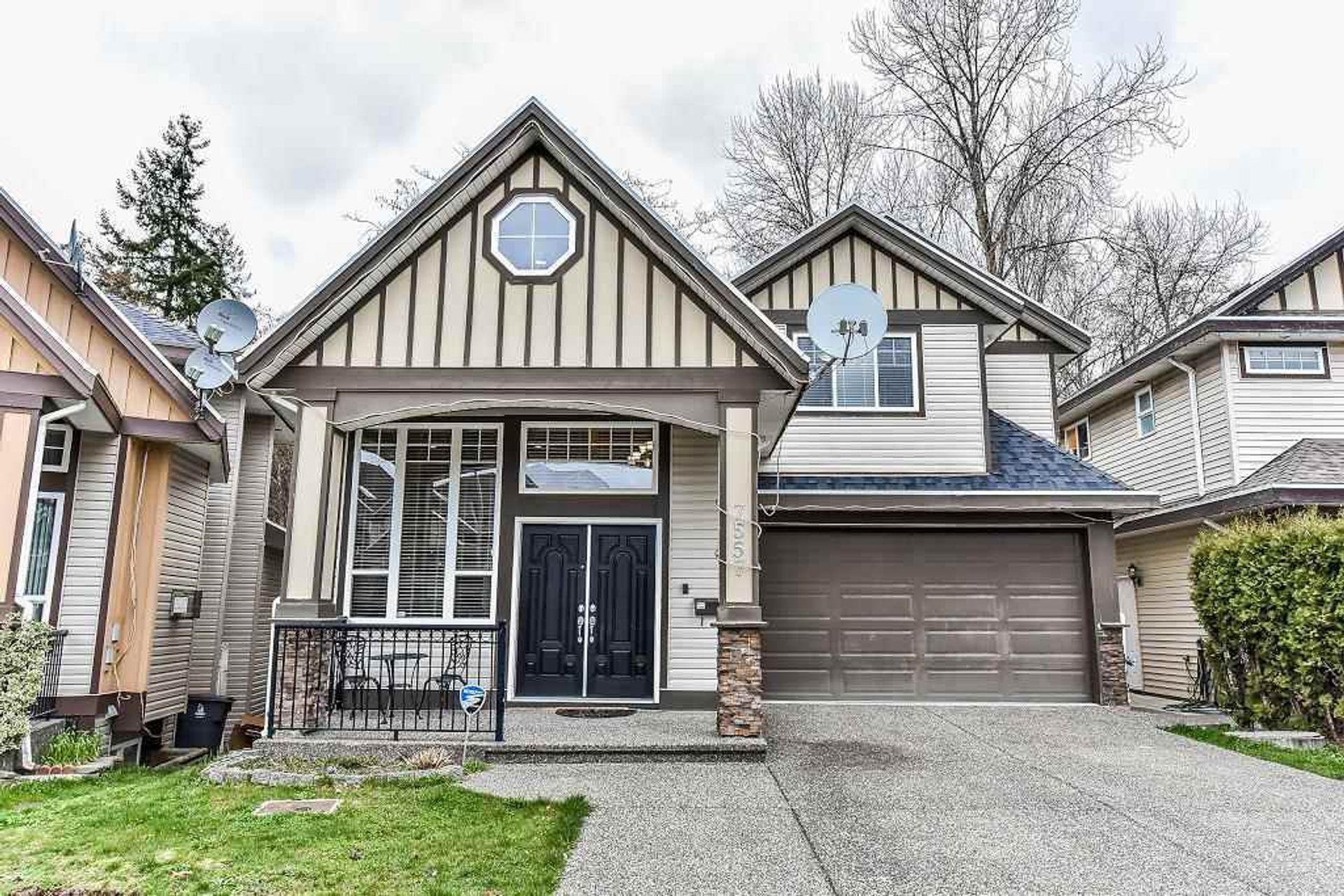 7557 143b Street, East Newton, Surrey photo number 1 7557 143b Street, East Newton, Surrey photo number 1