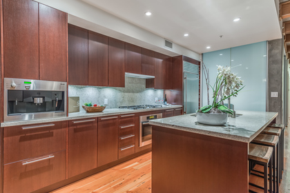 05 at 303 - 1180 Homer Street, Yaletown, Vancouver West