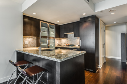Kitchen at 1001 - 1055 Richards Street, Yaletown, Vancouver West