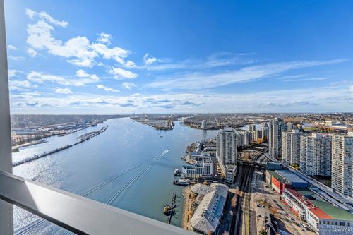 680-quayside-drive-quay-new-westminster-08 at 4203 - 680 Quayside Drive, Quay, New Westminster