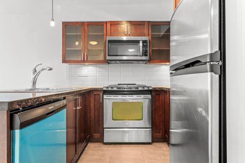 1-renaissance-square-quay-new-westminster-05 at 1806 - 1 Renaissance Square, Quay, New Westminster