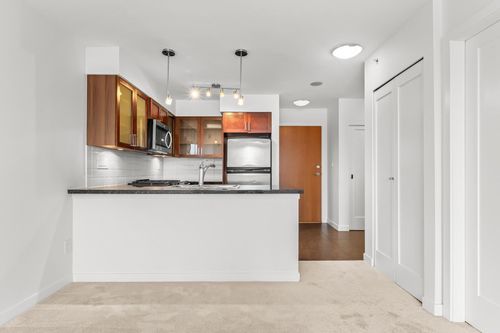 1-renaissance-square-quay-new-westminster-07 at 1806 - 1 Renaissance Square, Quay, New Westminster