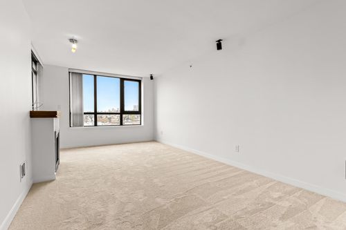 1-renaissance-square-quay-new-westminster-09 at 1806 - 1 Renaissance Square, Quay, New Westminster