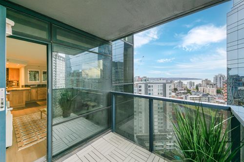 1050-burrard-street-downtown-vw-vancouver-west-06 at 2103 - 1050 Burrard Street, Downtown VW, Vancouver West