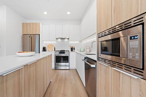 2450-garden-drive-grandview-woodland-vancouver-east-05 at 504 - 2450 Garden Drive, Grandview Woodland, Vancouver East