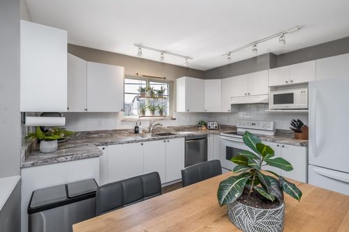 205-19953-55a-avenue-langley-city-langley-11 at 205 - 19953 55a Avenue, Langley City, Langley