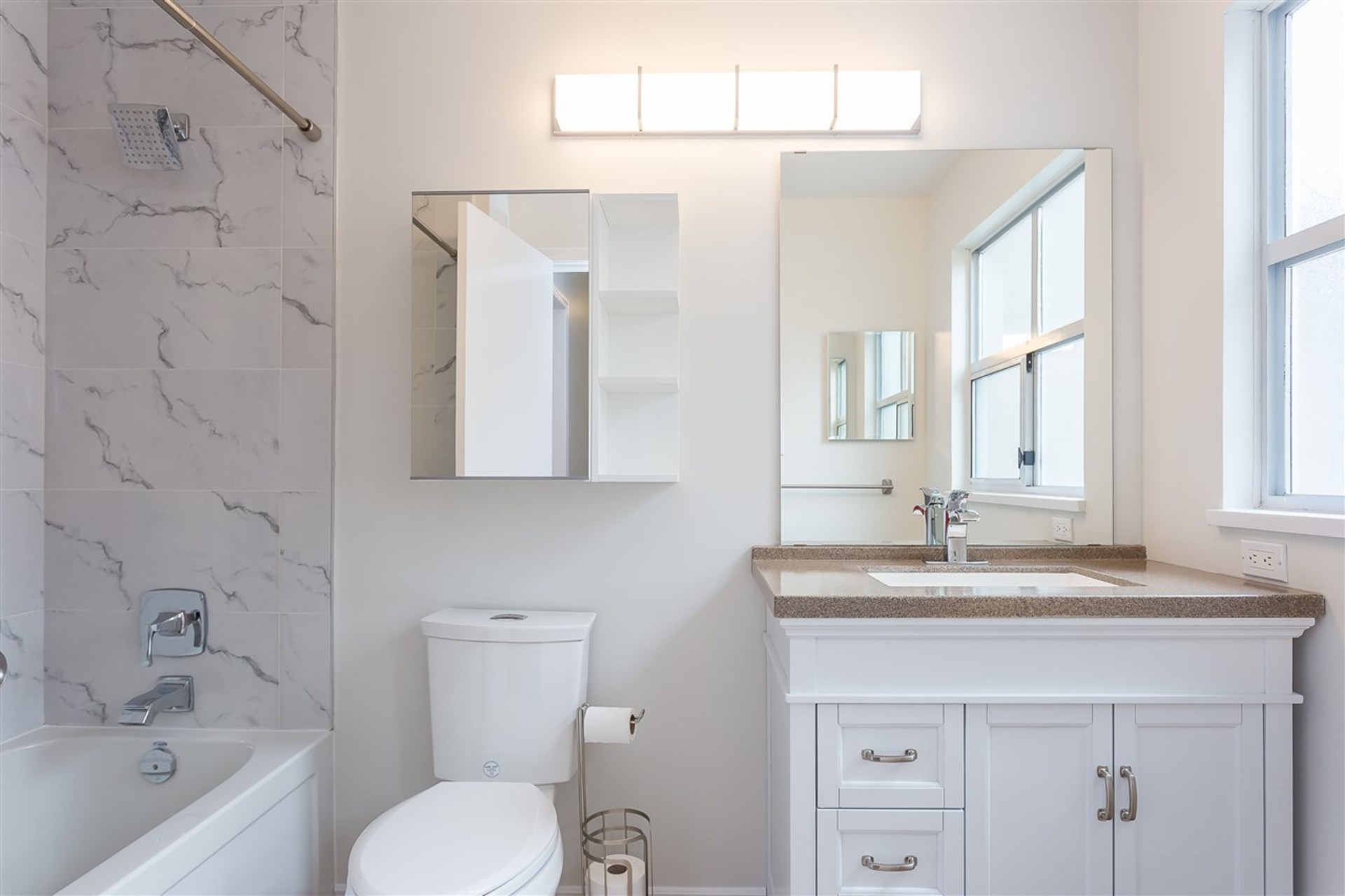2450-hawthorne-avenue-central-pt-coquitlam-port-coquitlam-12 at 71 - 2450 Hawthorne Avenue, Central Pt Coquitlam, Port Coquitlam
