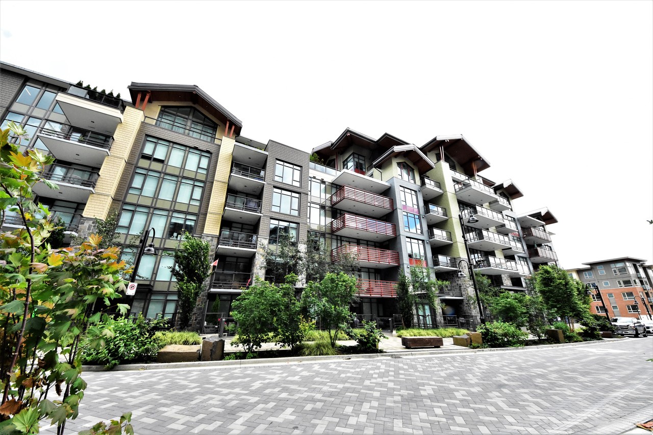 building at 419 - 2738 Library Lane, Lynn Valley, North Vancouver