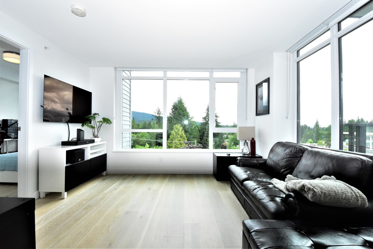living3 at 419 - 2738 Library Lane, Lynn Valley, North Vancouver