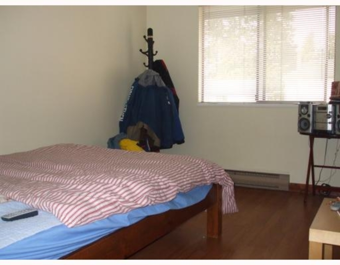 Bedroom at 727 Ebert Ave, Coquitlam West, Coquitlam