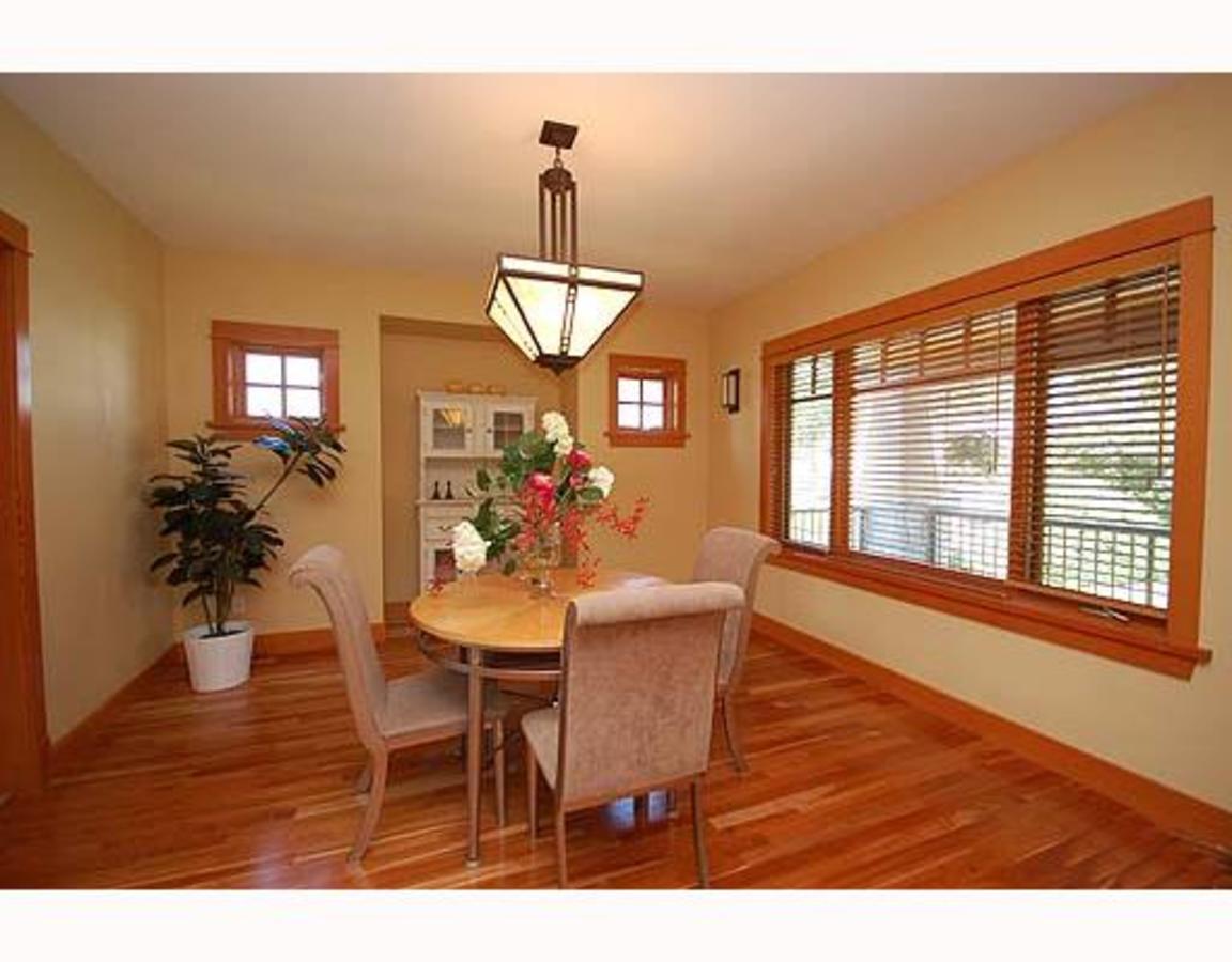 V802792_301_20.jpg at 2082 Lorraine Ave, Coquitlam West, Coquitlam