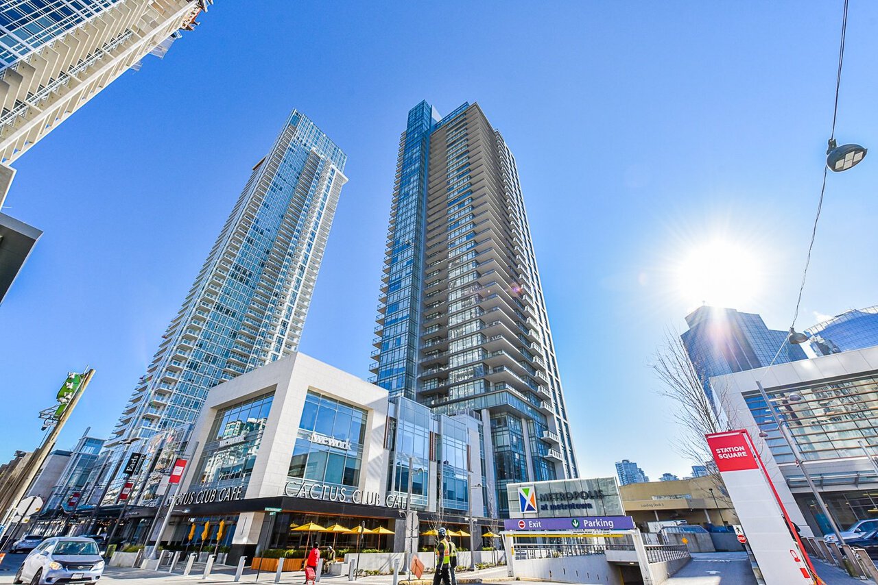 6098-station-st at 6098 Station Street, Metrotown, Burnaby South