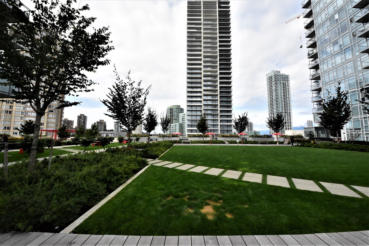 dsc_2530 at 6098 Station Street, Metrotown, Burnaby South