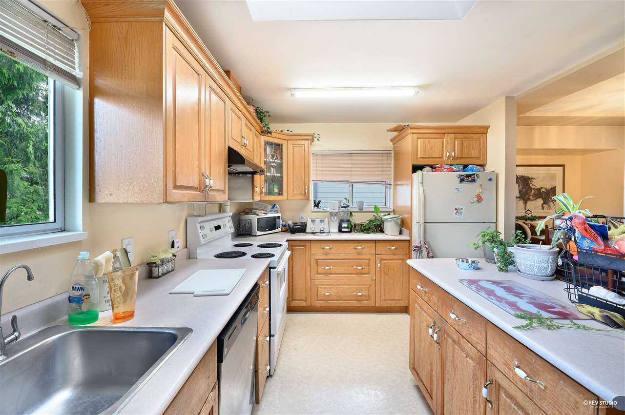 575-ebert-avenue-coquitlam-west-coquitlam-10 at 575 Ebert Avenue, Coquitlam West, Coquitlam
