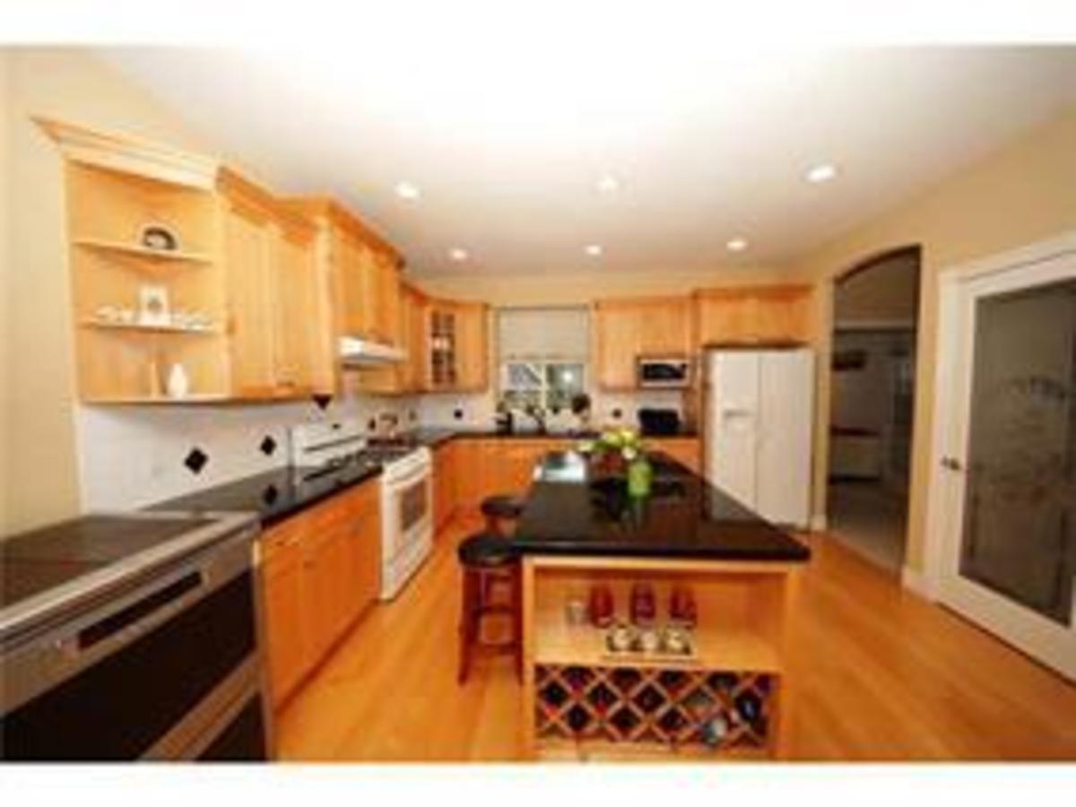 c3 at 3186 Caulfield, Westwood Plateau, Coquitlam