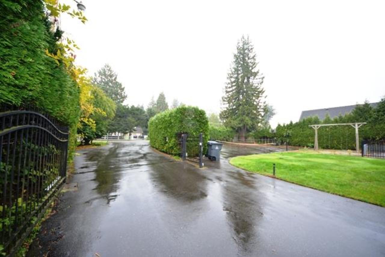 slane at 15685 112th Ave