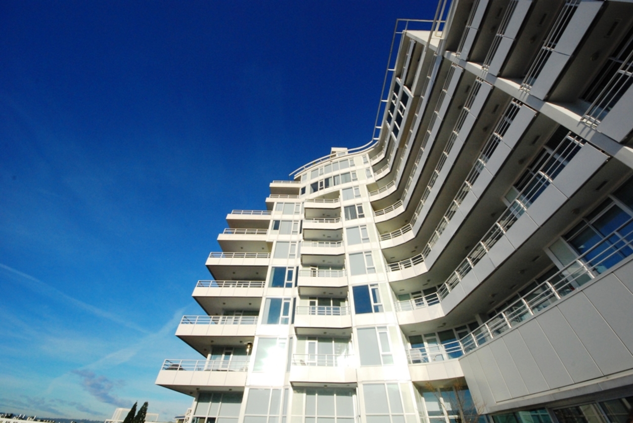 efront at 709 - 133 E Esplanade Ave, Lower Lonsdale, North Vancouver