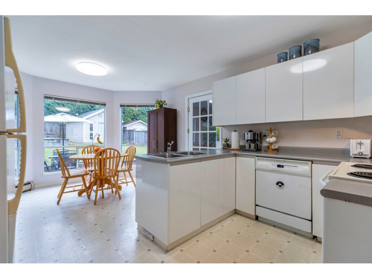 15725-106-avenue-fraser-heights-north-surrey-04 at 15725 106 Avenue, Fraser Heights, North Surrey