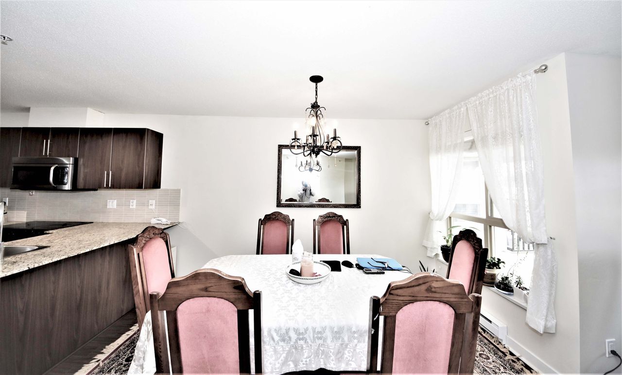 19-1 at D406 - 8929 202st, Walnut Grove, Langley