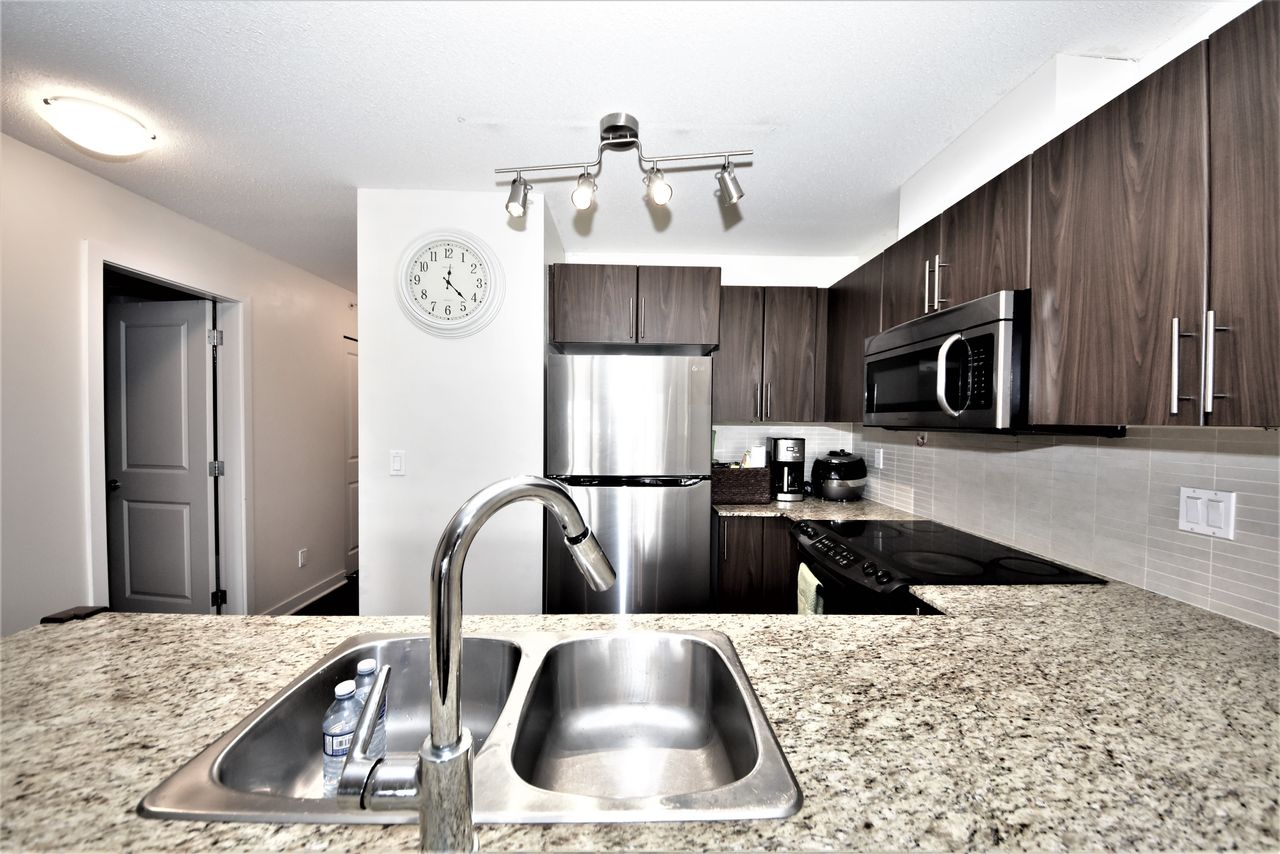 20 at D406 - 8929 202st, Walnut Grove, Langley