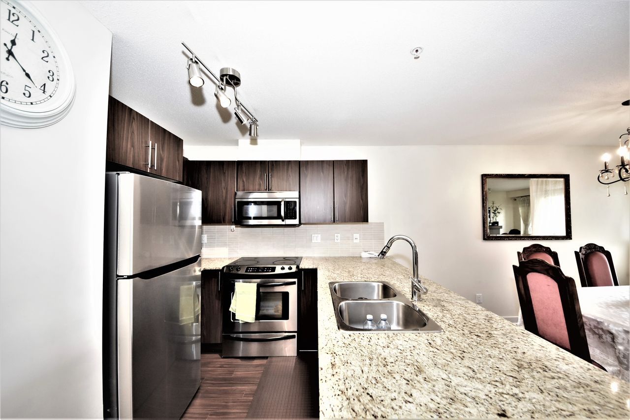 21 at D406 - 8929 202st, Walnut Grove, Langley