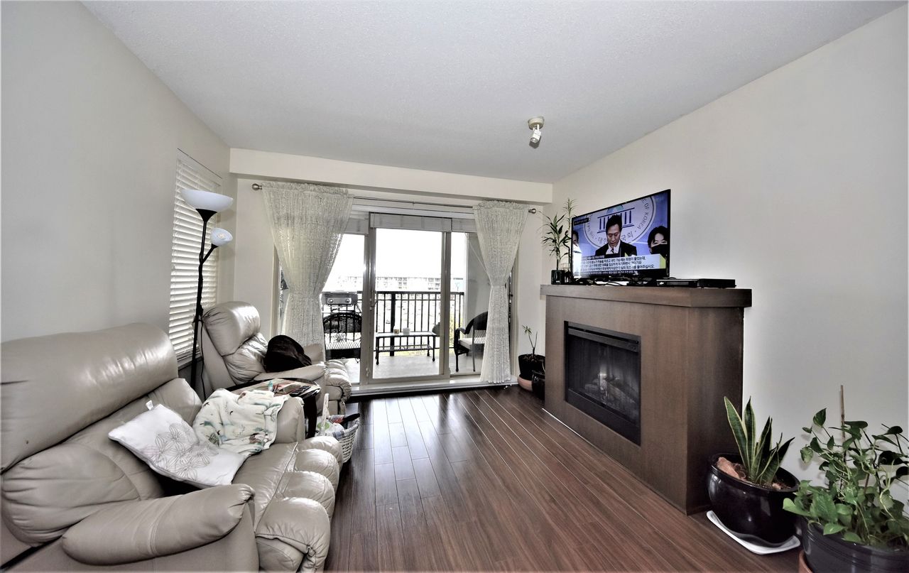 22 at D406 - 8929 202st, Walnut Grove, Langley